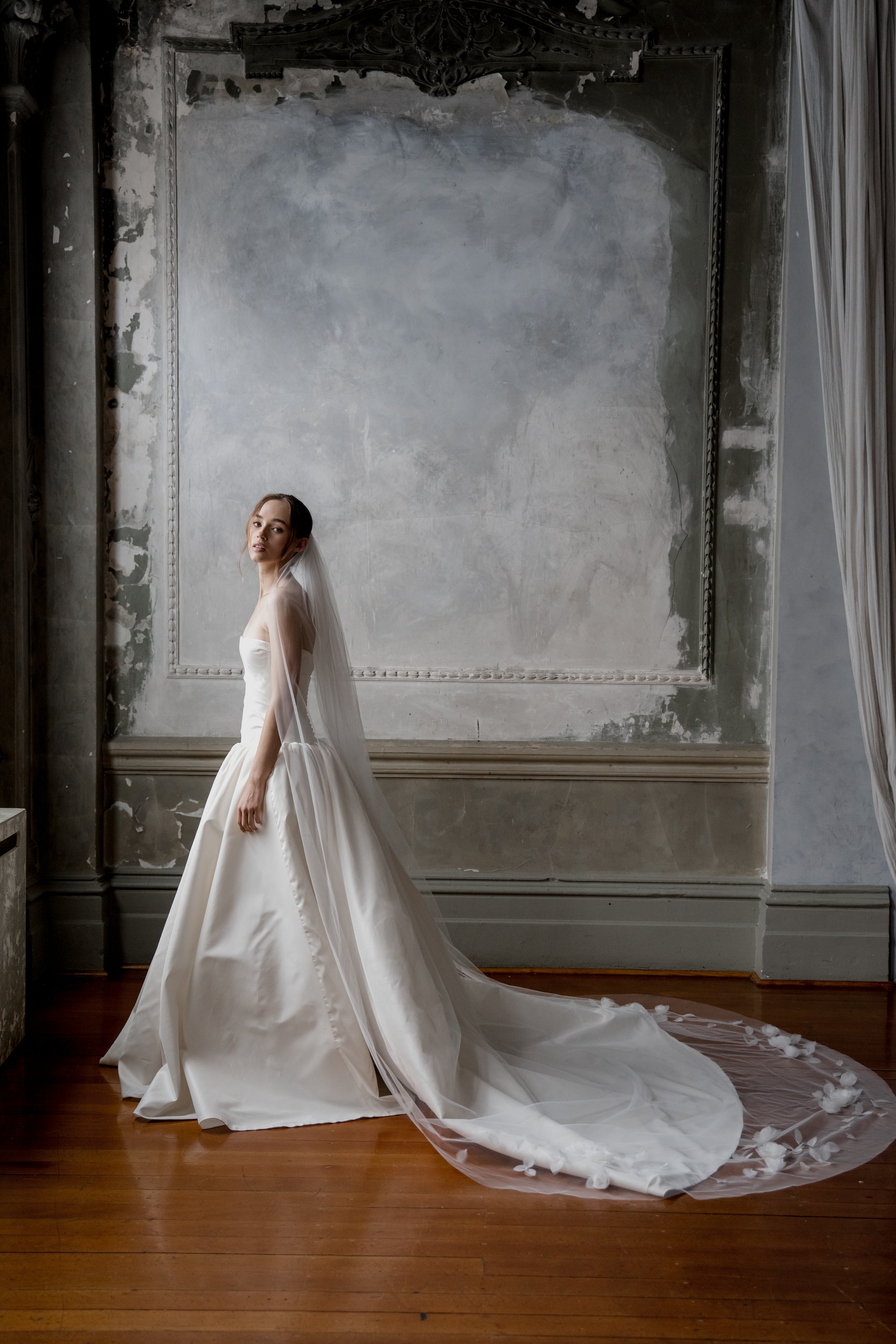 N14 - Summer Garden Veil